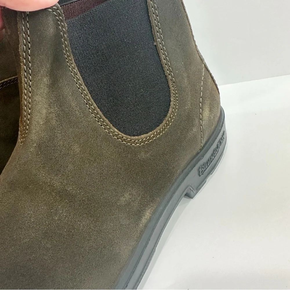 Blundstone 1615 Men’s Suede Leather Chelsea Ankle Boots
